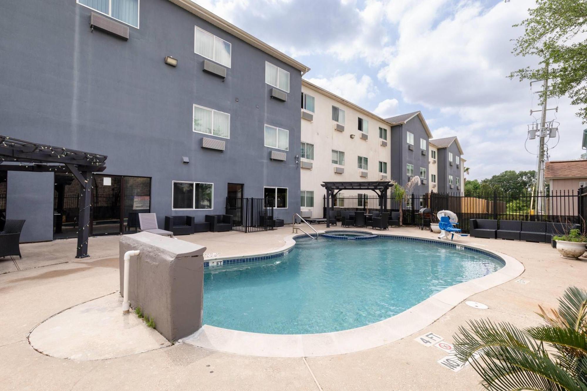 Wingate By Wyndham Humble/houston Intercontinental Airport Humble